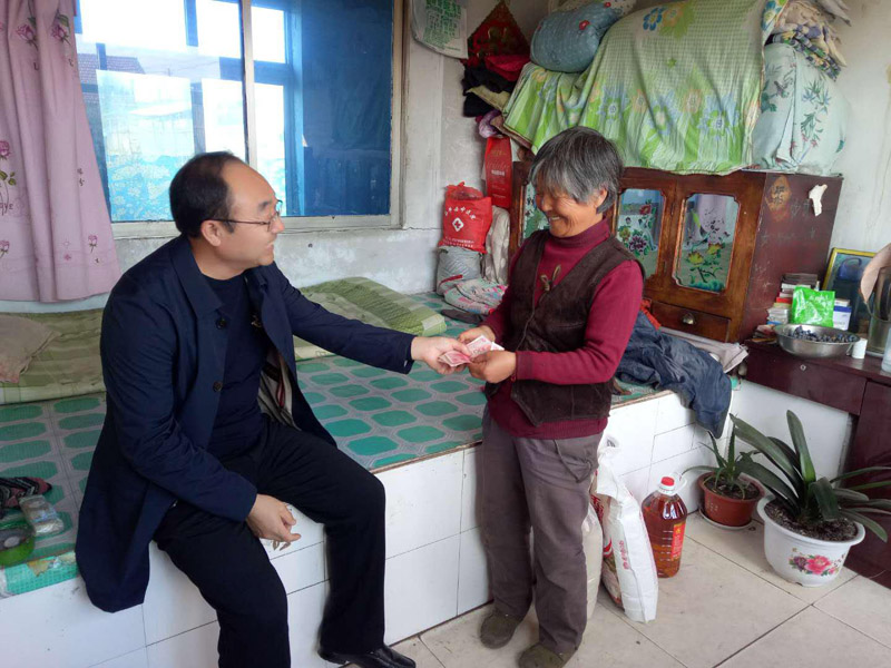 張曉東走訪中