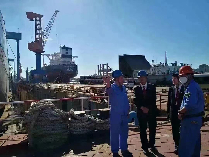 大連海事法院立案庭走訪大連船舶重工集團(tuán)有限公司