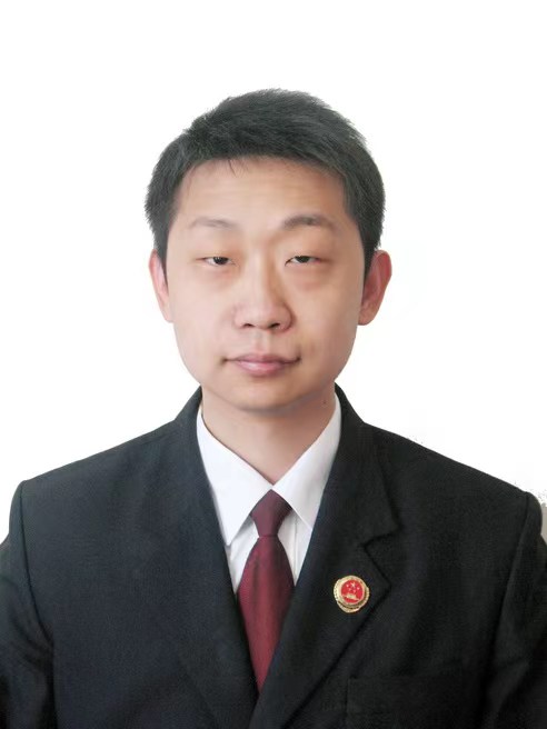 沈陽(yáng)市沈河區(qū)人民檢察院第一檢察部副主任,、二級(jí)檢察官 張泓祥 