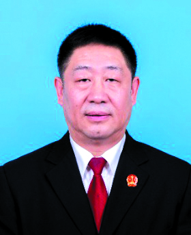 遼河中級(jí)人民法院黨組書(shū)記,、院長(zhǎng) 張鳳田