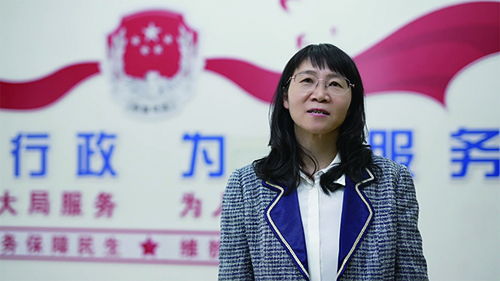 張亞東  朝陽市司法局黨組書記、局長