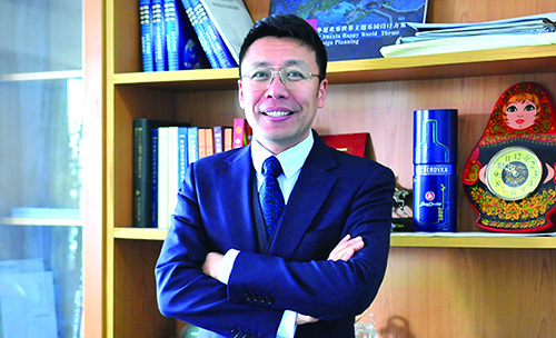 2沈陽市中小企業(yè)協(xié)會(huì)現(xiàn)任會(huì)長(zhǎng)  吳輝3