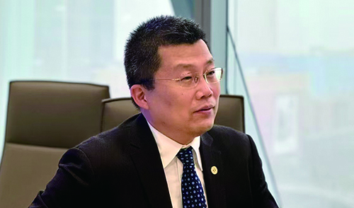 大連市律師行業(yè)黨委副書記、大連市律師協(xié)會(huì)會(huì)長(zhǎng)  曲之勇